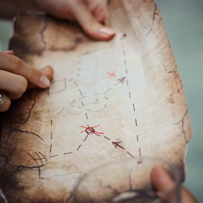 treasure map, navigation, map, exploration, hands, directions, navigate, treasure hunt, brown map, hunting, treasure hunting, adventure, treasure map, treasure map, map, map, map, map, map, treasure hunt